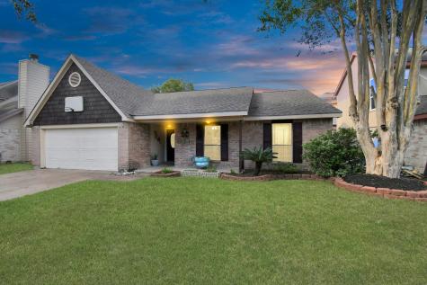 4718 Silver Frost Drive Houston TX 77066