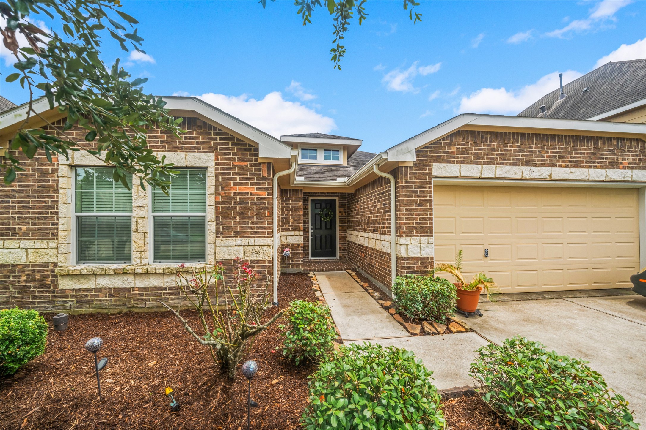1201 Quarterhorse Drive Alvin TX 77511