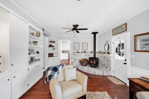 10152 Fm 949 Cat Spring TX 78933
