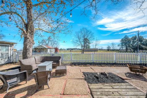 10152 Fm 949 Cat Spring TX 78933