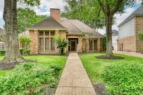 14722 Rio Pinar Drive Houston TX 77095