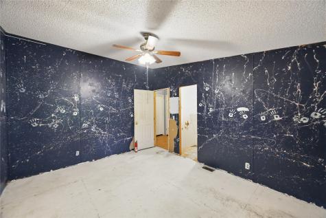 74 County Road 4400 Dayton TX 77535