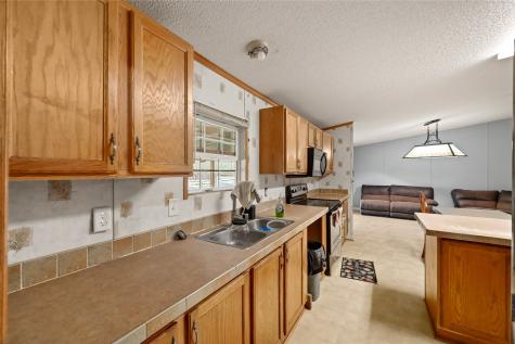 74 County Road 4400 Dayton TX 77535