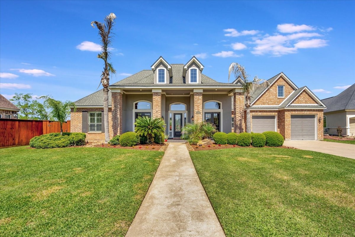 53 Rose Bay Court Lake Jackson TX 77566