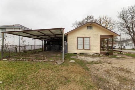 1302 Ryon Street Houston TX 77009
