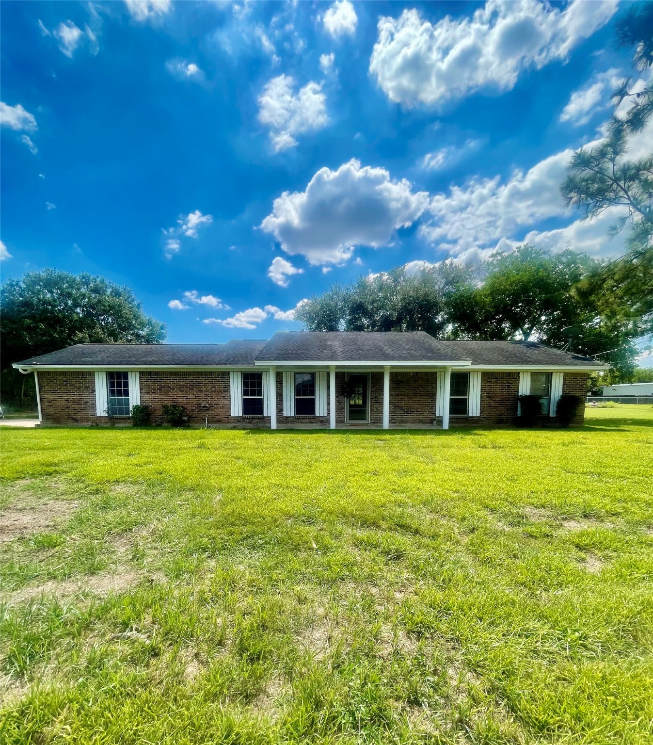 11002 N H Street La Porte TX 77571