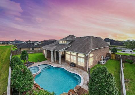 1705 Bending Stream Drive Friendswood TX 77546