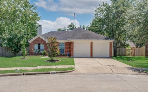 3734 Parkshire Drive Pearland TX 77584