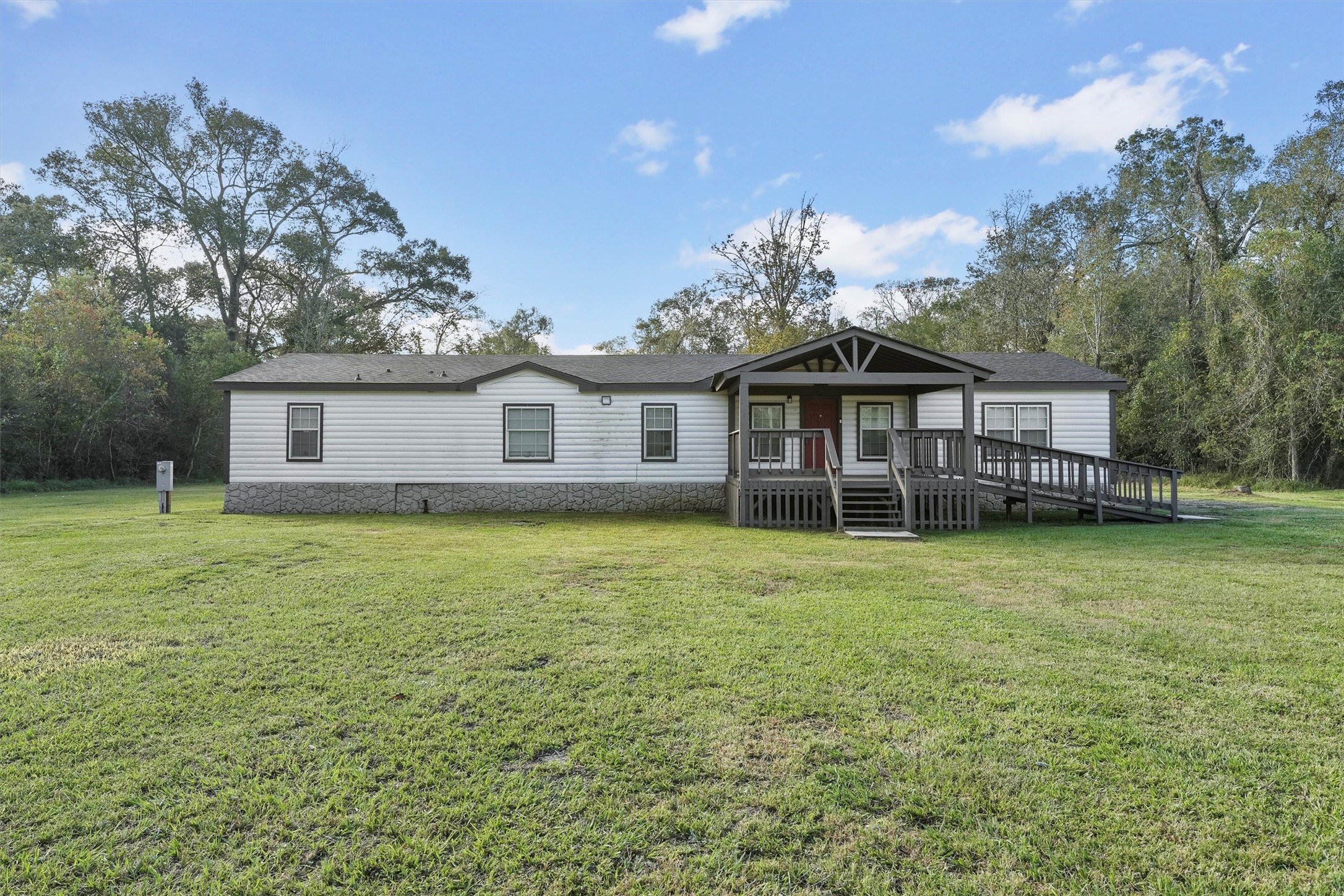 292 County Road 6475 Dayton TX 77535