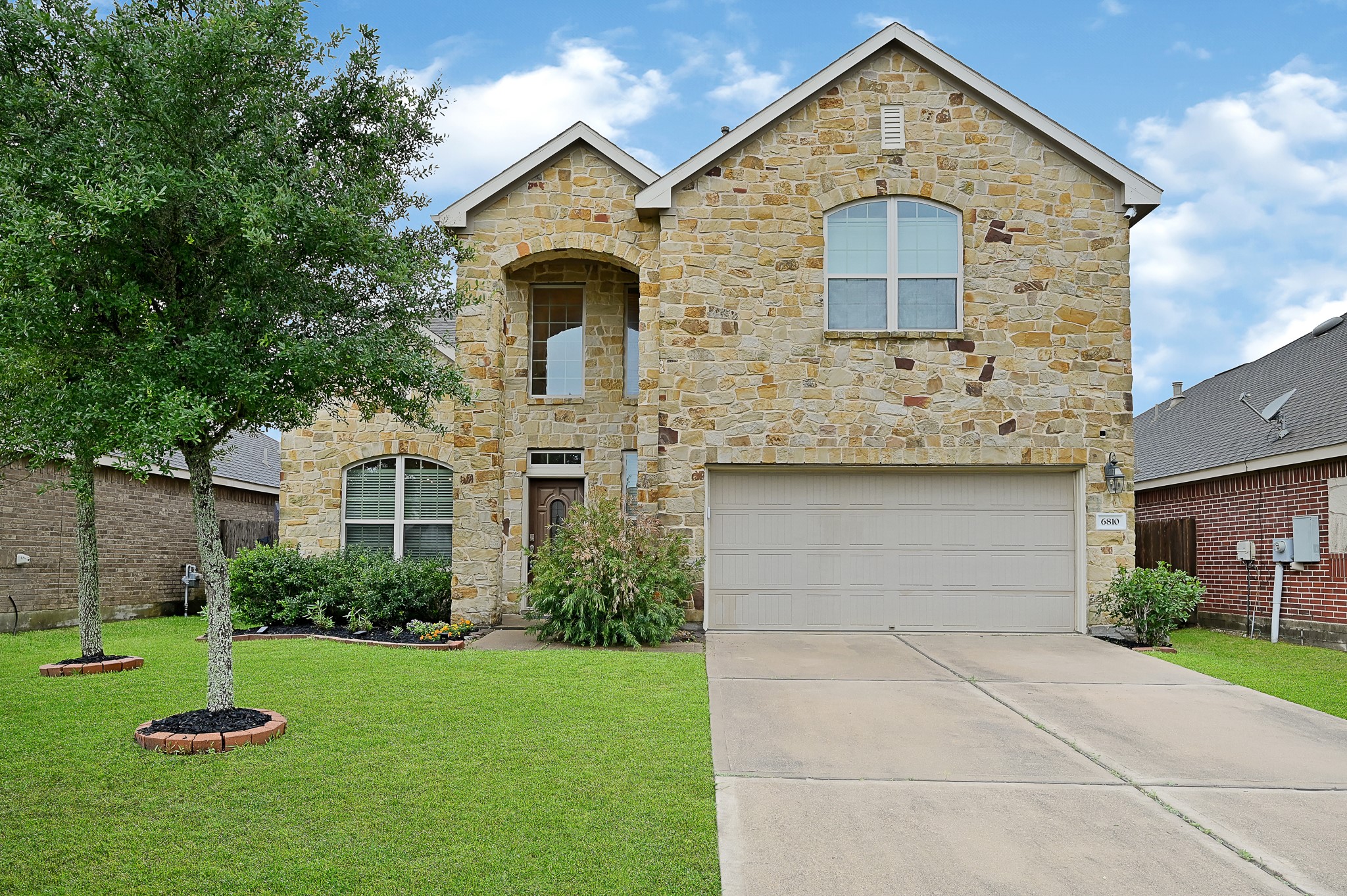 6810 Linden Creek Lane Dickinson TX 77539