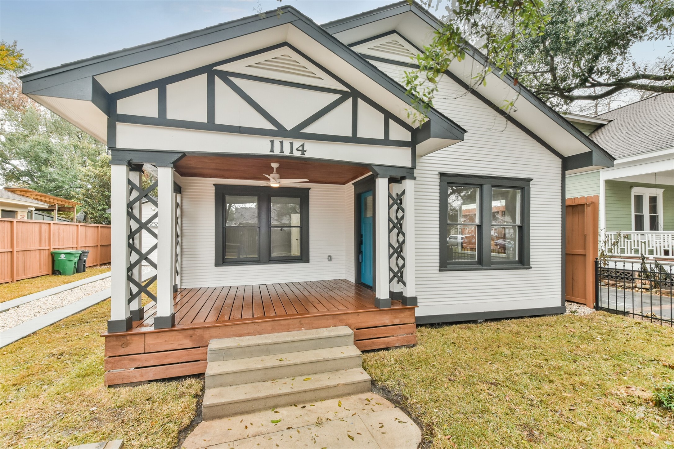 1114 Algregg Street Houston TX 77009