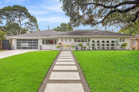 3714 Drummond Street Houston TX 77025
