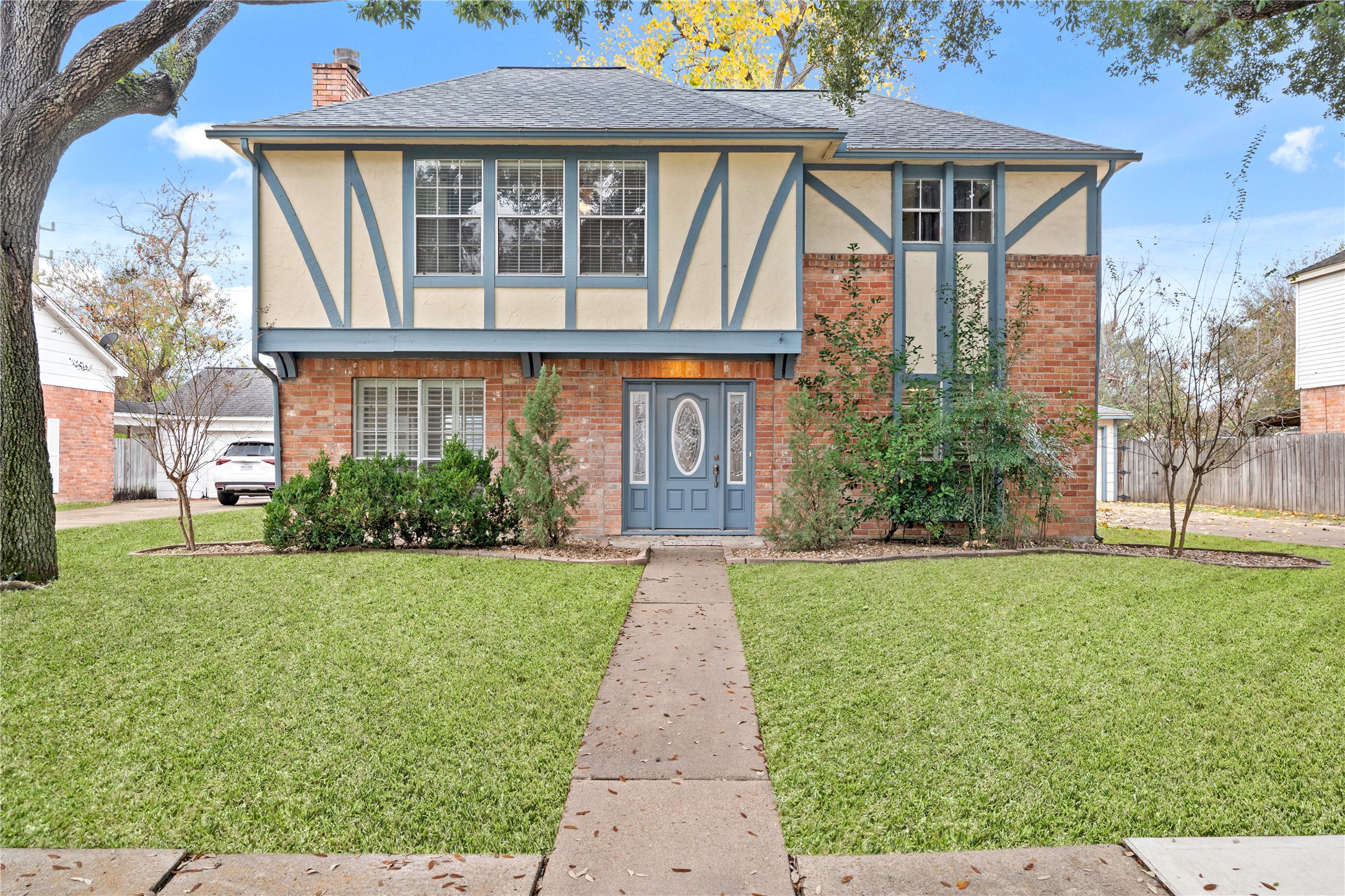 8115 Town Creek Drive Houston TX 77095