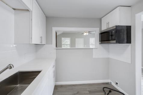 4718 Palmetto Street Bacliff TX 77518