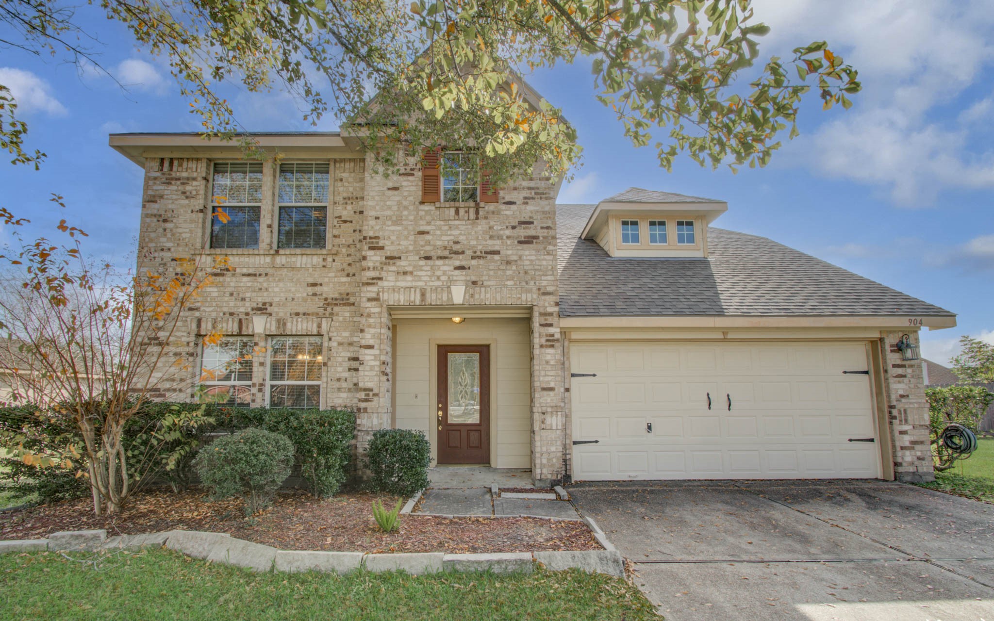 904 Sage Street Baytown TX 77521