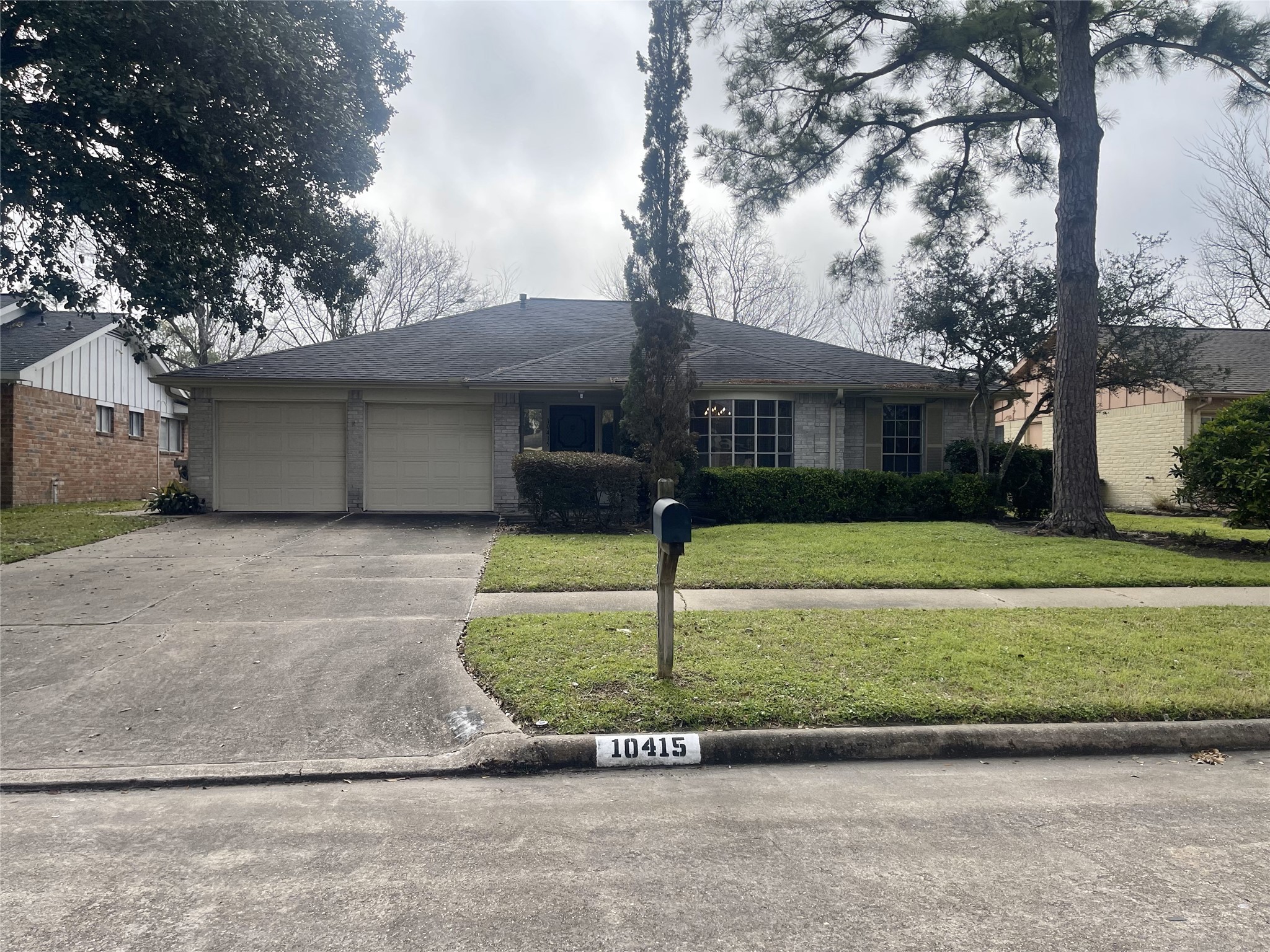 10415 Huntington Wood Drive Houston TX 77099
