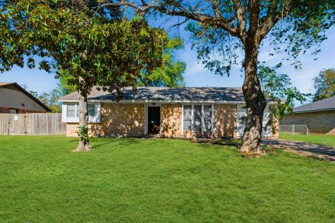 3418 Schroeder Avenue Needville TX 77461