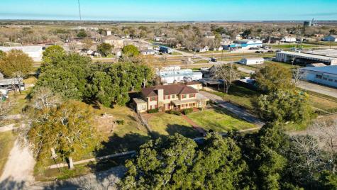 208 West Putnum Avenue Ganado TX 77962