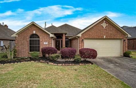 10533 Spencer Landing N La Porte TX 77571