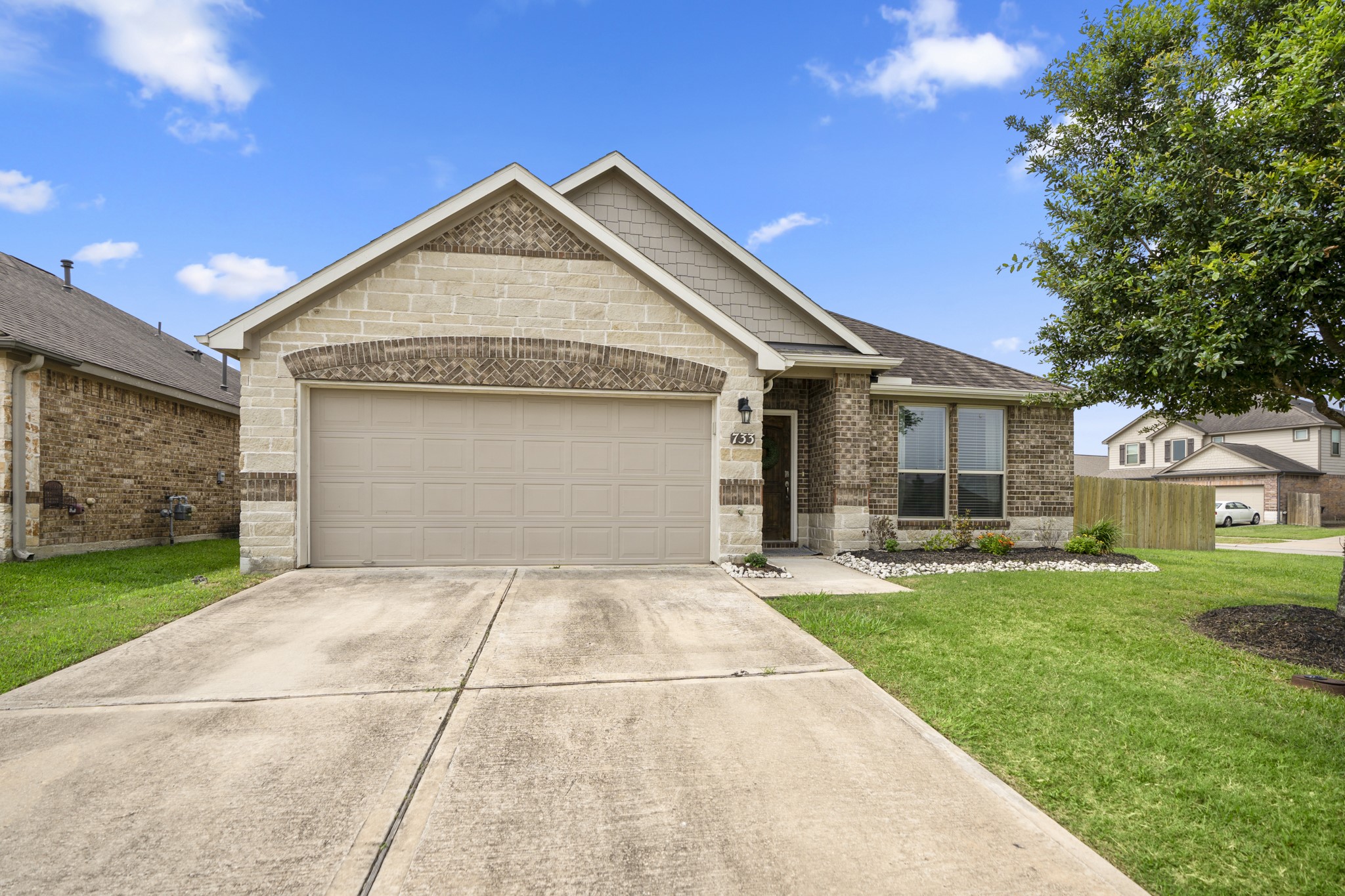 733 Rim Water Drive Alvin TX 77511
