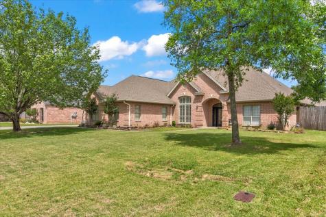 7660 Sir Kevin Lumberton TX 77657