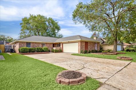 1919 S Bend Circle Missouri City TX 77459