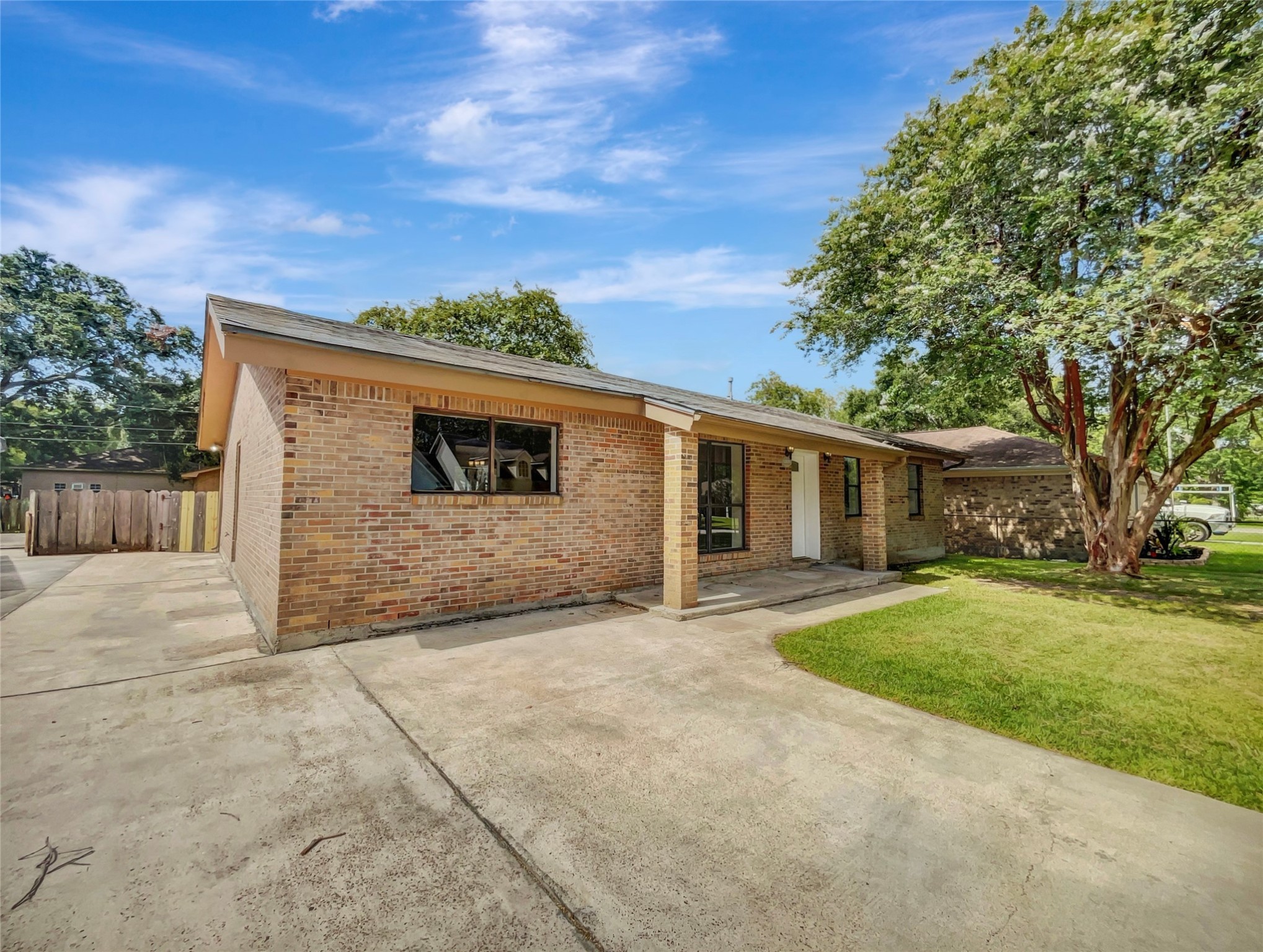 12039 12th Street Santa Fe TX 77510