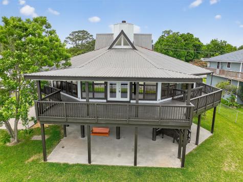 110 Bayou Drive Baytown TX 77520