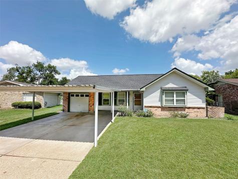 7050 Cole Creek Drive Houston TX 77092