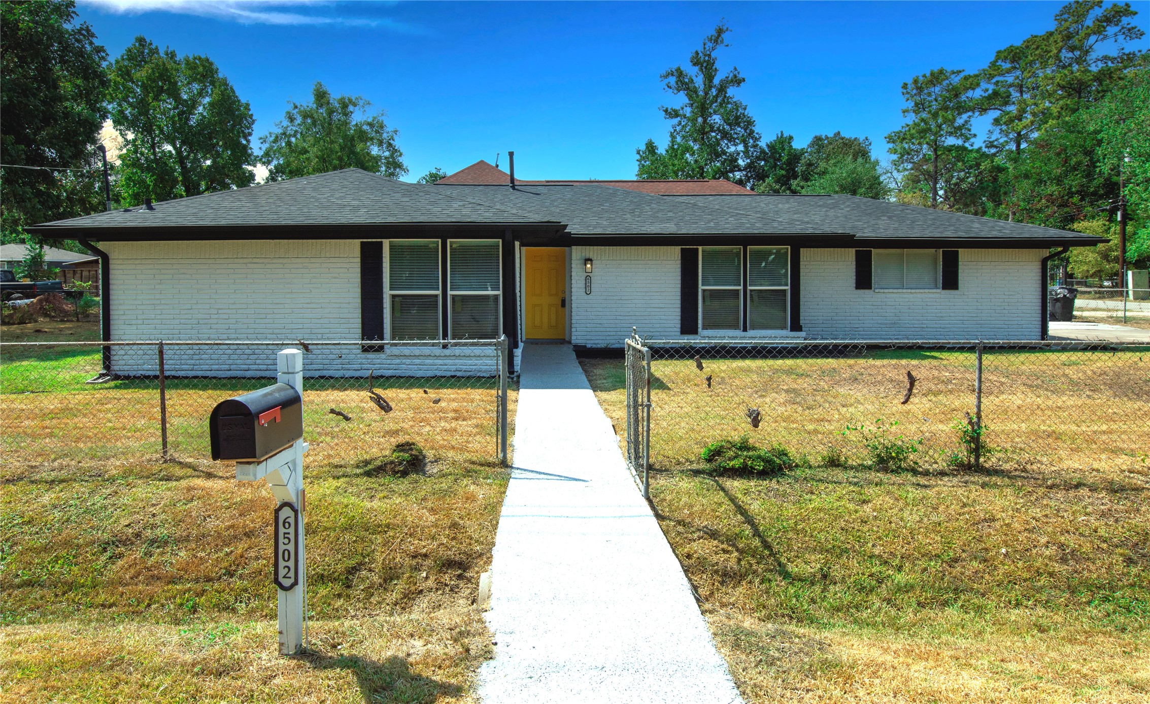 6502 Firnat Street Houston TX 77016