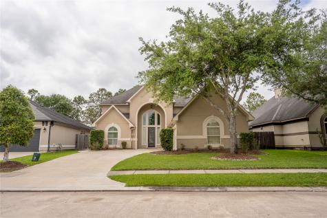 1568 Garden Lakes Drive Friendswood TX 77546