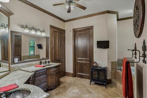 450 Private Road 5815 Grand Saline TX 75140