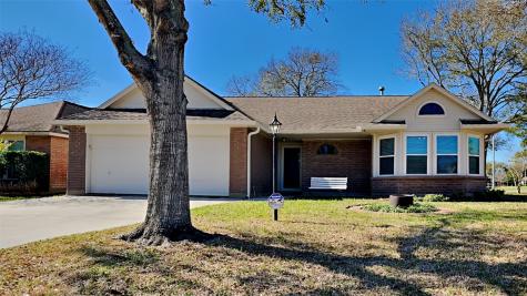 702 Laurel Grove Lane Pearland TX 77584