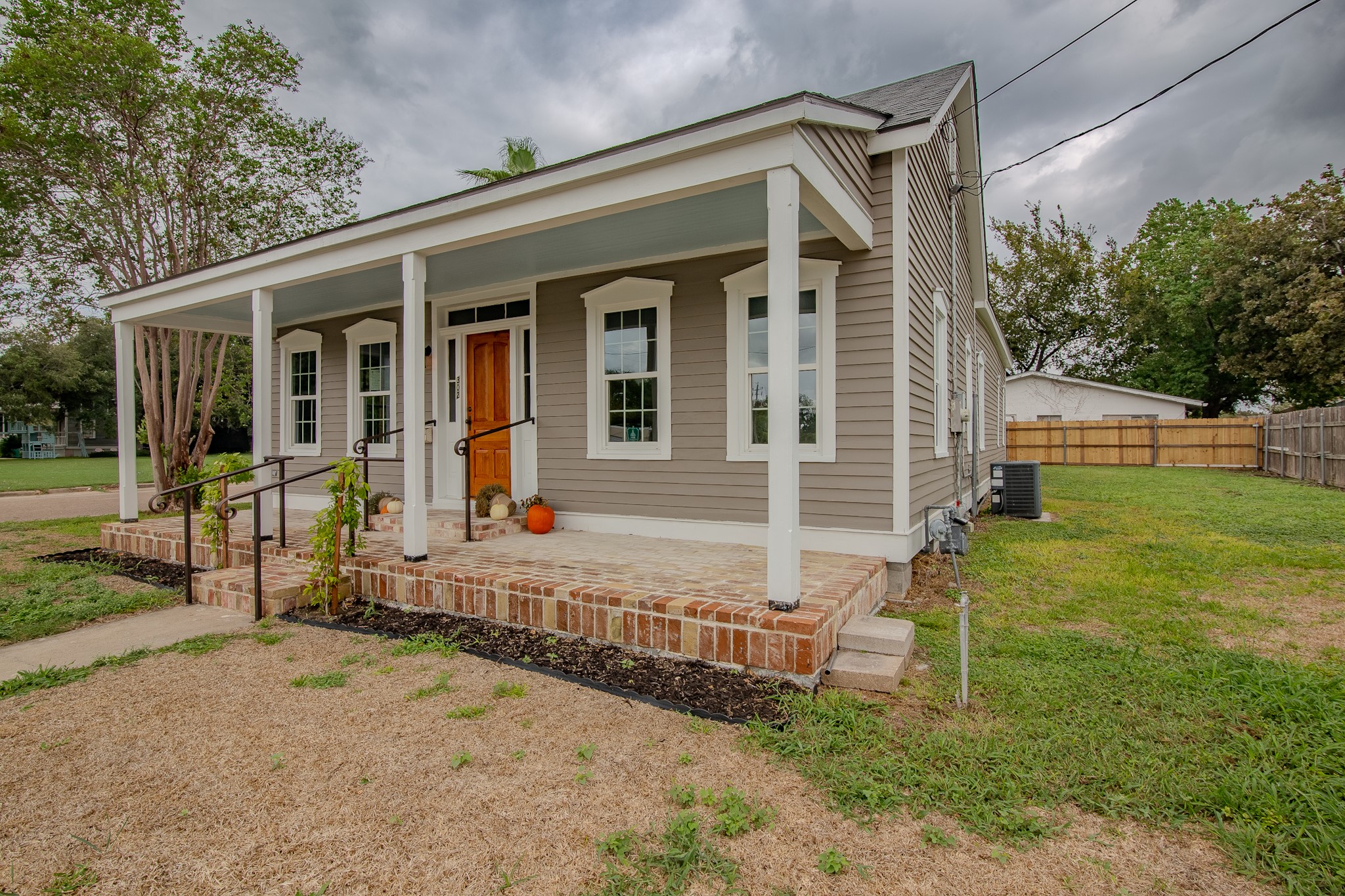 302 E Power Avenue Victoria TX 77901