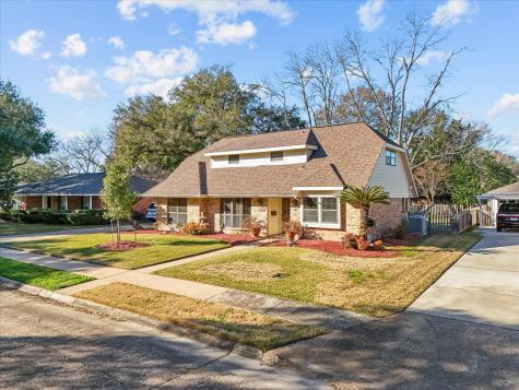 2105 S Memorial Court Pasadena TX 77502