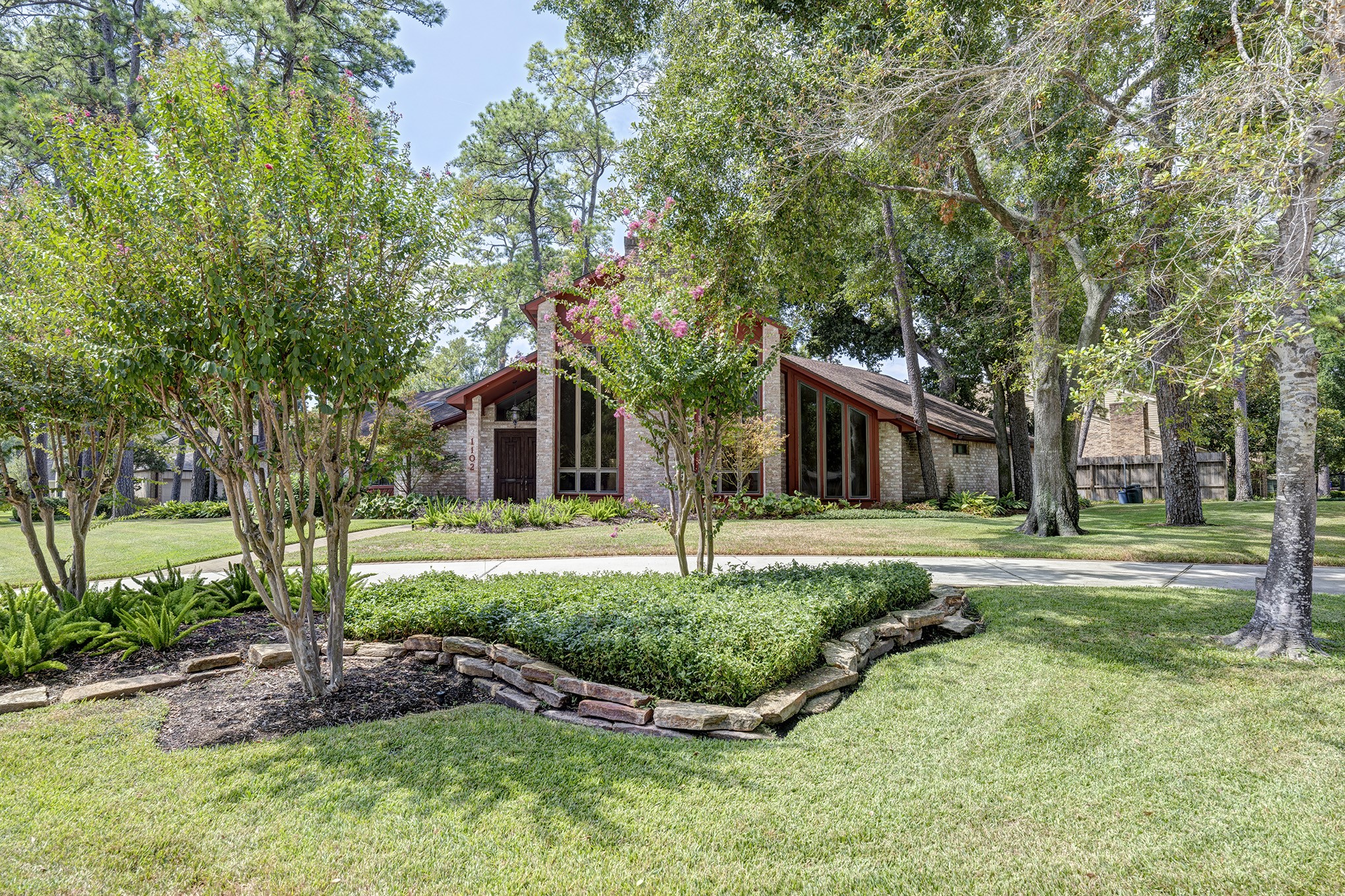 1102 Briarbrook Drive Houston TX 77042