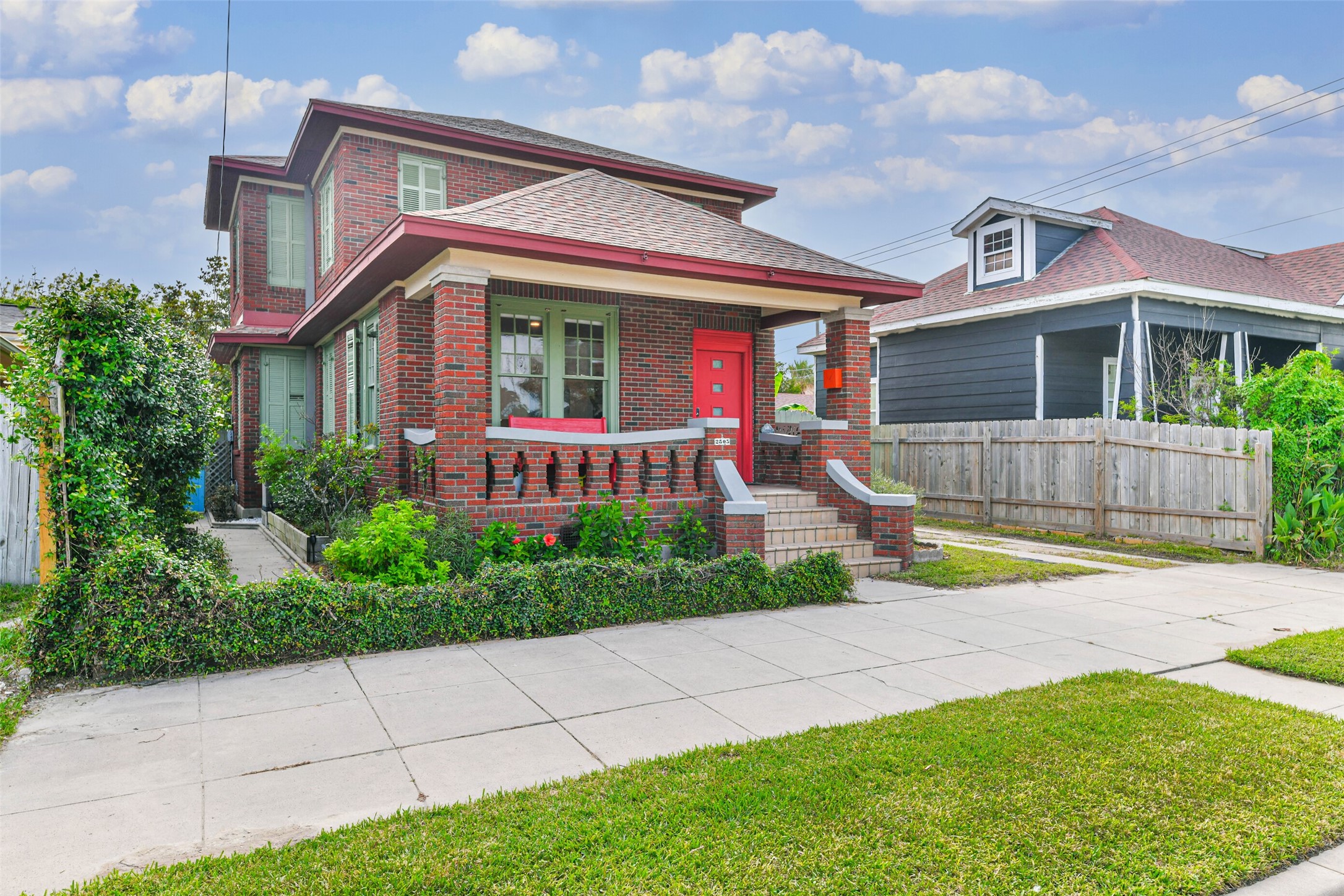 2505 37th Street Galveston TX 77550