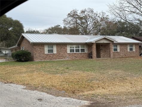 224 Tait Street Columbus TX 78934