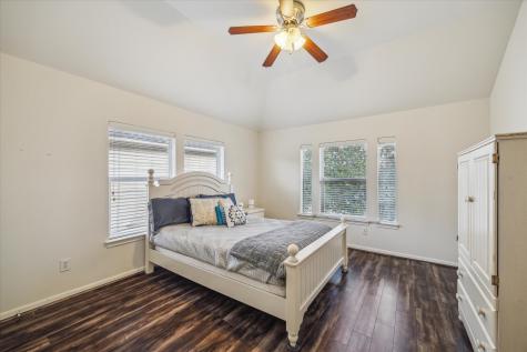 15907 Chart House Court Houston TX 77044