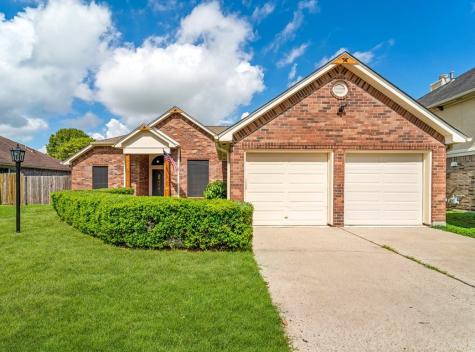 909 Bayou Vista Drive Deer Park TX 77536