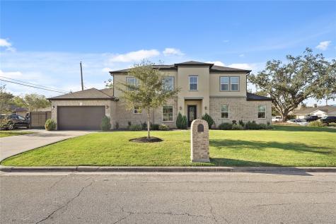 7518 Coffee Street Houston TX 77033