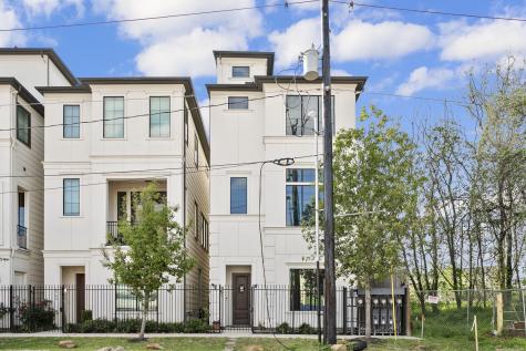 2767 Freund Street Houston TX 77003