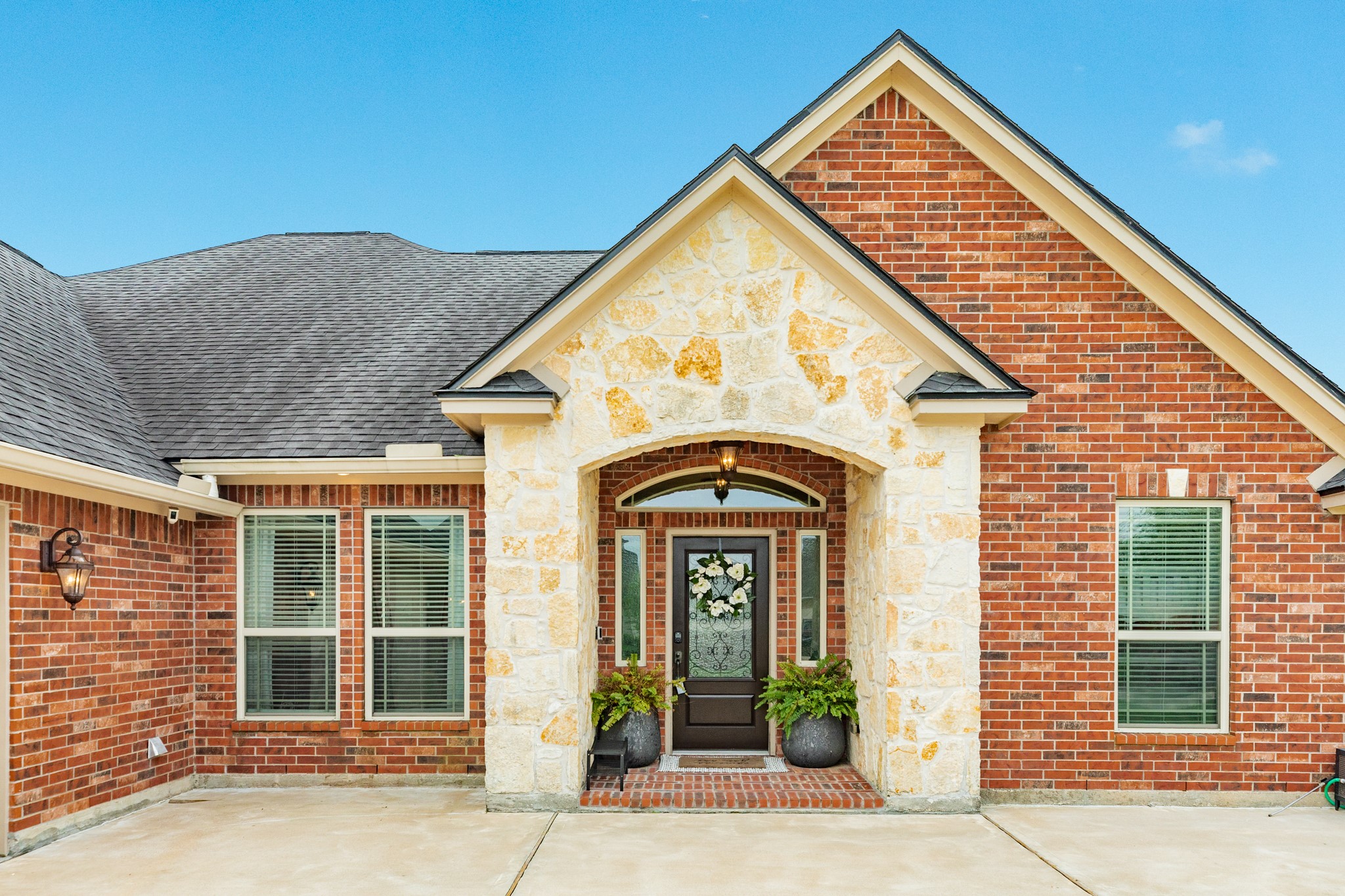 58 Deerwood Court Lake Jackson TX 77566