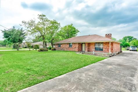 7019 32nd Street Groves TX 77619