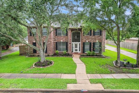 301 Eagle Lakes Drive Friendswood TX 77546