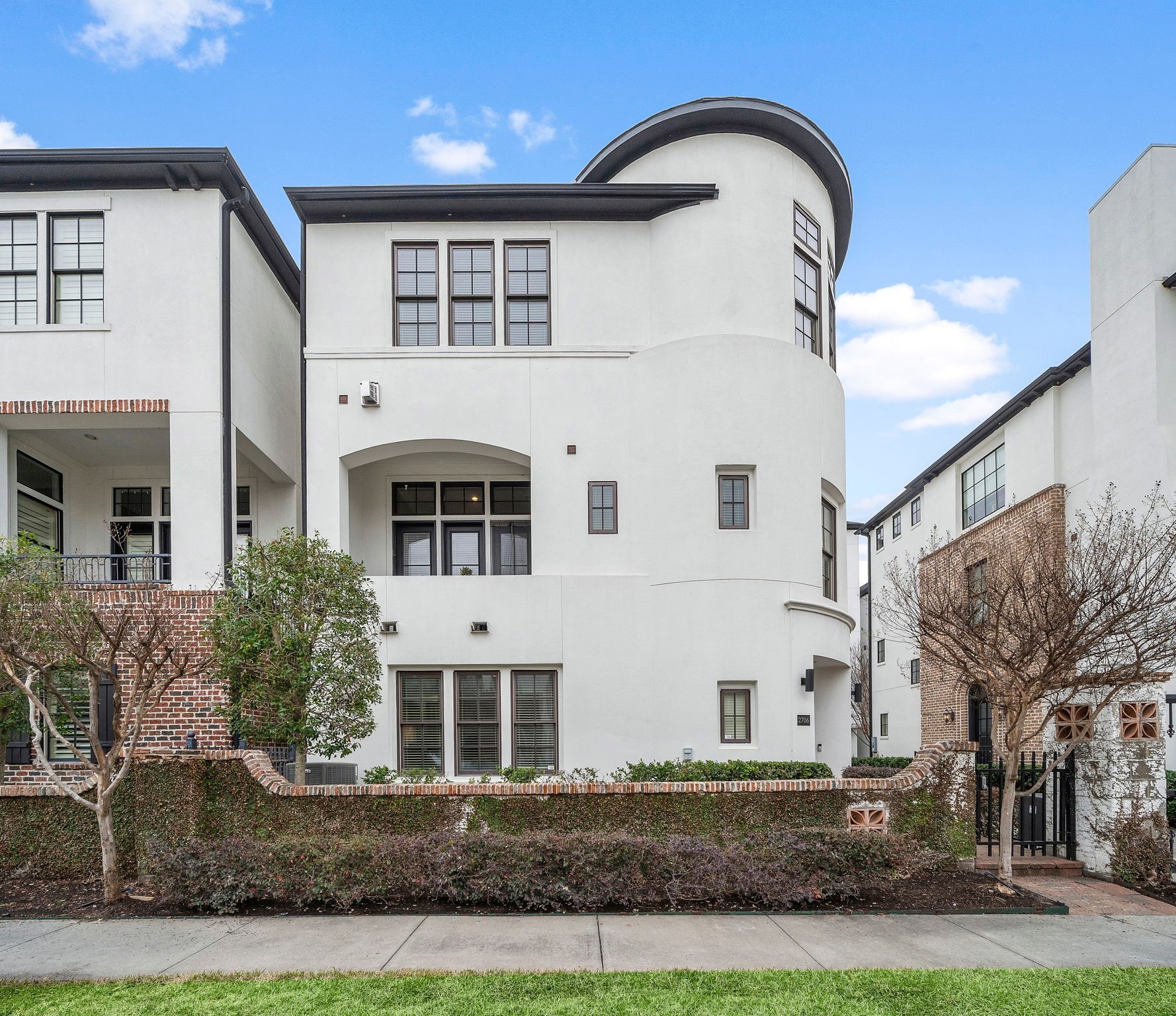 2706 Arabelle Street Houston TX 77007