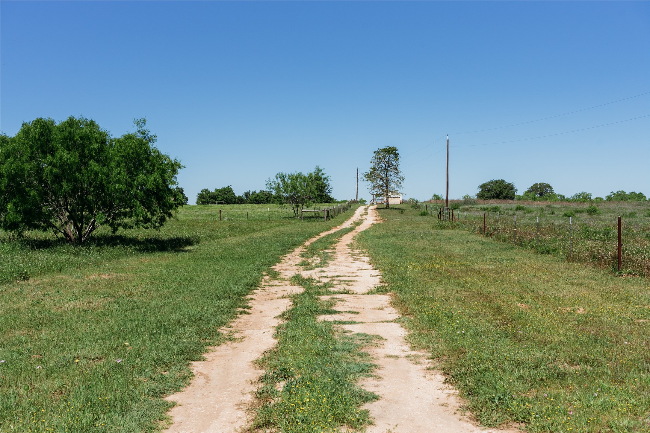 2222 Jakes Colony Road Seguin TX 78155