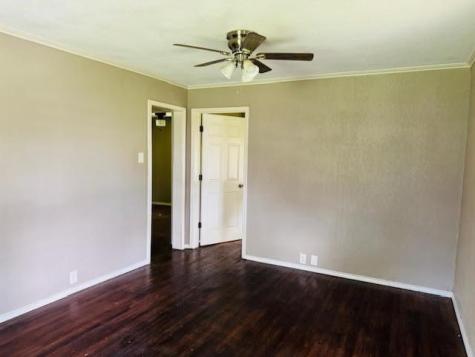811 Flint Street Orange TX 77630