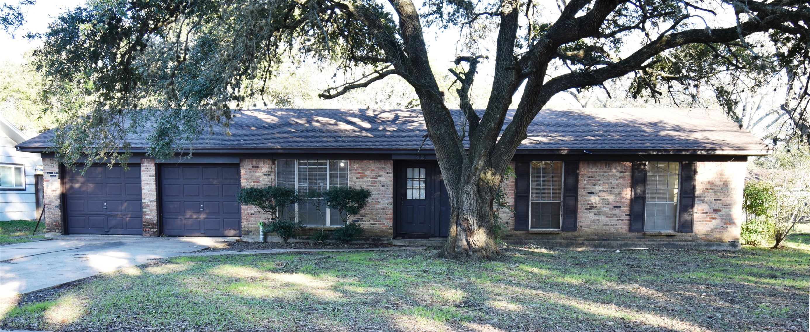 821 Sycamore Street Lake Jackson TX 77566