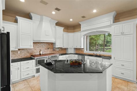 47 Summerwalk The Woodlands TX 77381